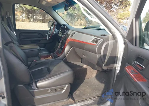 2011 Cadillac Escalade Standard from USA, damaged, VIN 1GYS4AEF5BR318026